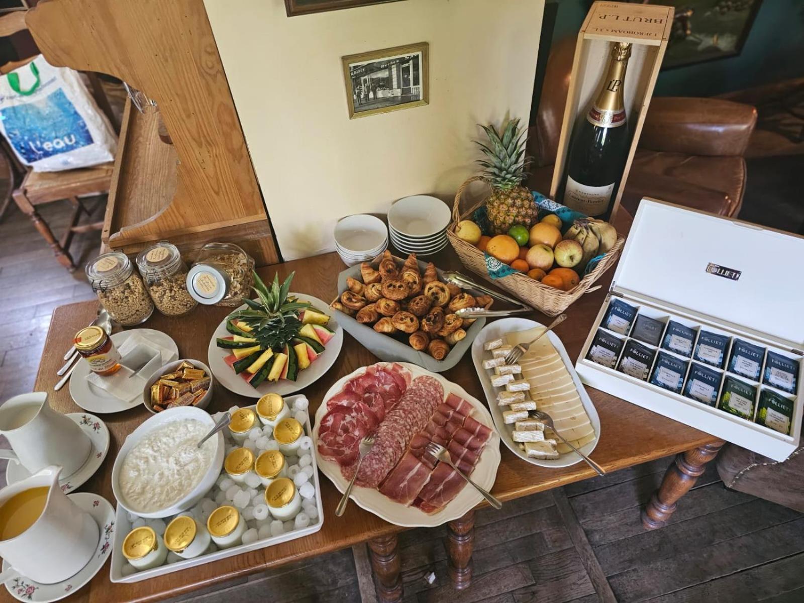 Lodge Hotel De Sommedieue Verdun 외부 사진