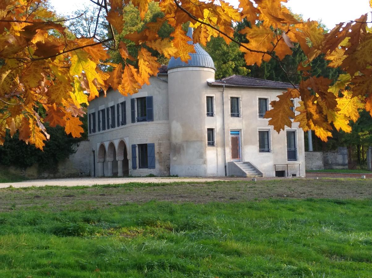 Lodge Hotel De Sommedieue Verdun 외부 사진